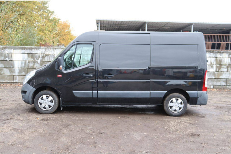Renault Master - Furgon: 2 kép. Renault Master - Furgon: 2 kép.