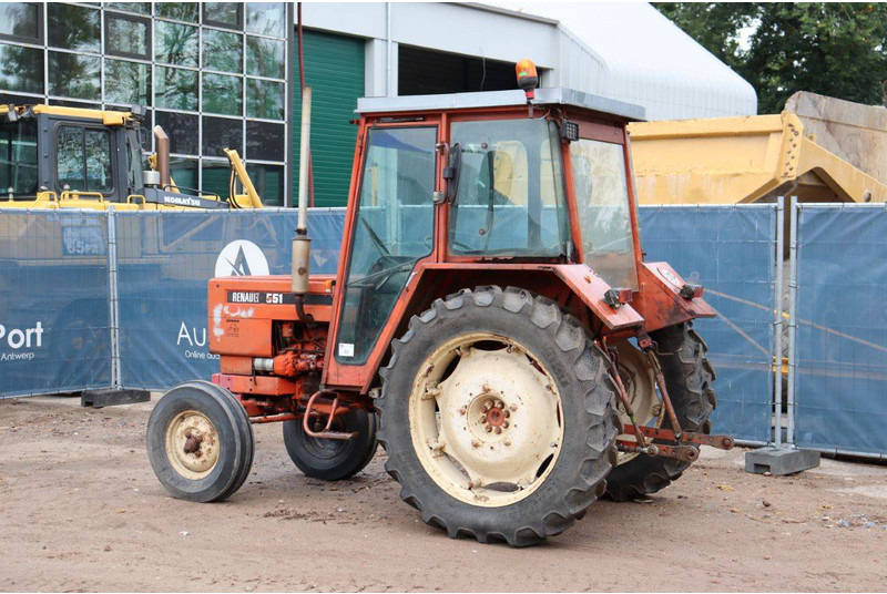 Renault R551 - Traktor: 3 kép. Renault R551 - Traktor: 3 kép.