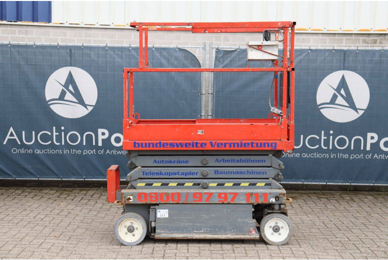 Skyjack SJ III-3219 - Ollós emelő: 2 kép. Skyjack SJ III-3219 - Ollós emelő: 2 kép.