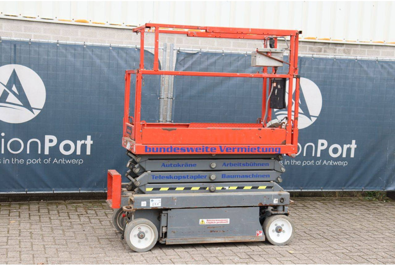 Skyjack SJ III 3219 - Ollós emelő: 1 kép. Skyjack SJ III 3219 - Ollós emelő: 1 kép.