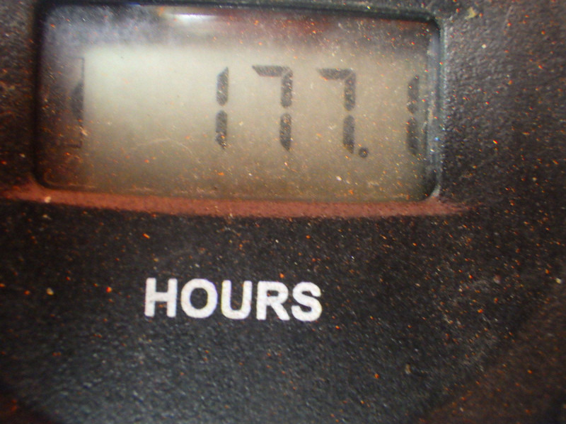 Skyjack SJ3220 - Ollós emelő: 5 kép. Skyjack SJ3220 - Ollós emelő: 5 kép.