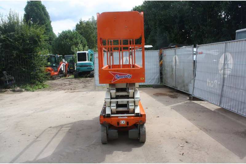 Snorkel S3226E - Ollós emelő: 4 kép. Snorkel S3226E - Ollós emelő: 4 kép.