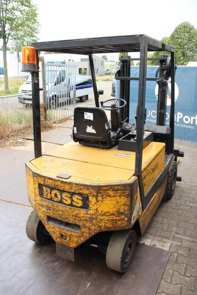 Steinbock Boss PE 30 MK V A1 - Elektromos targonca: 5 kép. Steinbock Boss PE 30 MK V A1 - Elektromos targonca: 5 kép.