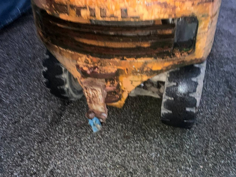 Still 70-25 - Dízel targonca: 5 kép. Still 70-25 - Dízel targonca: 5 kép.