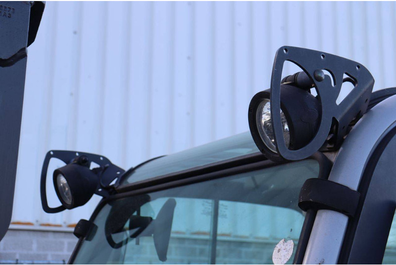 Villás targonca Still RX70-35H: 15 kép. Villás targonca Still RX70-35H: 15 kép.