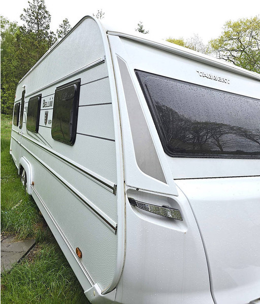 Lakókocsi Tabbert Bellini: 6 kép. Lakókocsi Tabbert Bellini: 6 kép.