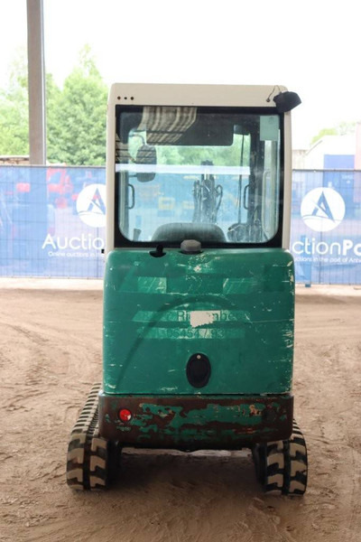 Terex TC 16 - Minikotró: 5 kép. Terex TC 16 - Minikotró: 5 kép.