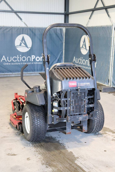 Toro Z Master Professional 7000 series - Kerti fűkasza: 4 kép. Toro Z Master Professional 7000 series - Kerti fűkasza: 4 kép.