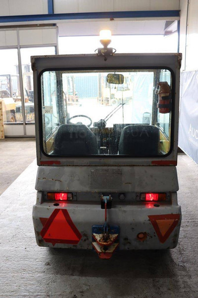 Toyota 02-2TD20 - Traktor: 4 kép. Toyota 02-2TD20 - Traktor: 4 kép.