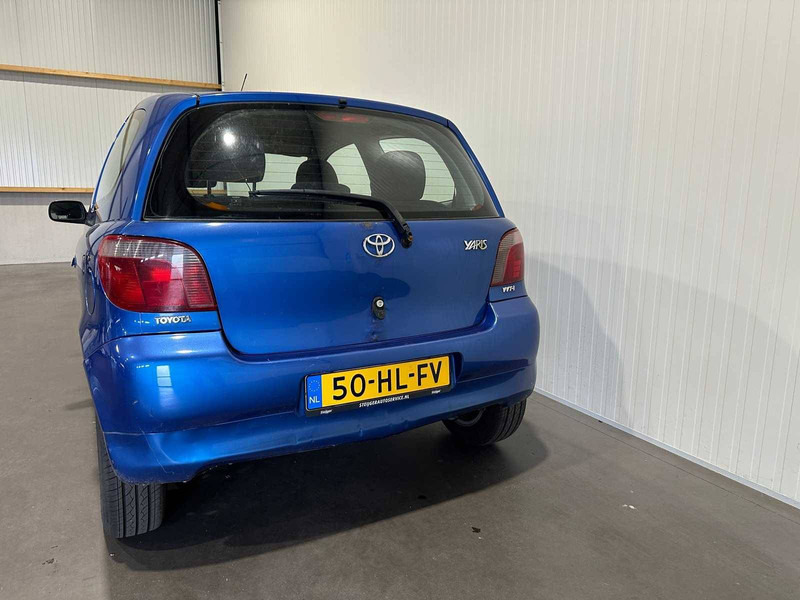 Toyota Yaris - Szedán: 4 kép. Toyota Yaris - Szedán: 4 kép.