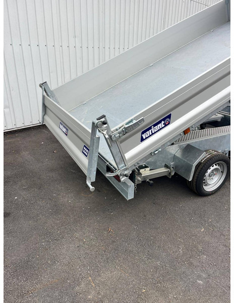 Variant Elektrische Kipper - Platós pótkocsi: 2 kép. Variant Elektrische Kipper - Platós pótkocsi: 2 kép.