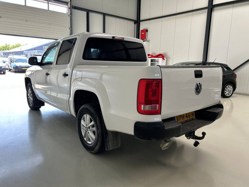 Volkswagen Amarok - Autó: 2 kép. Volkswagen Amarok - Autó: 2 kép.