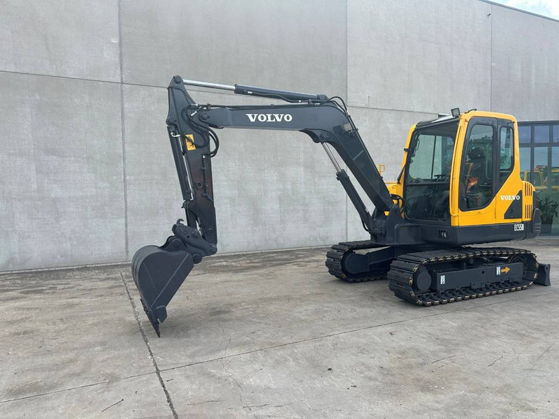 Volvo EC55B - Lánctalpas kotró: 1 kép. Volvo EC55B - Lánctalpas kotró: 1 kép.