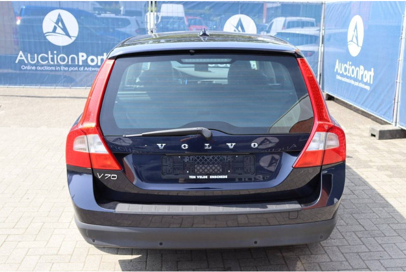 Volvo V70 - Autó: 5 kép. Volvo V70 - Autó: 5 kép.