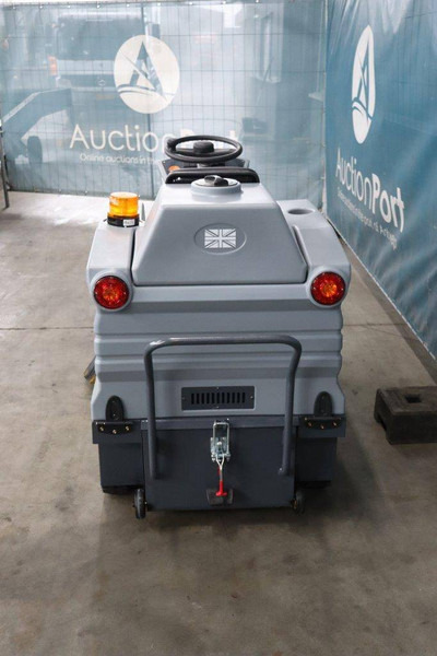 Westfield S1250 - Utcaseprő gép: 5 kép. Westfield S1250 - Utcaseprő gép: 5 kép.