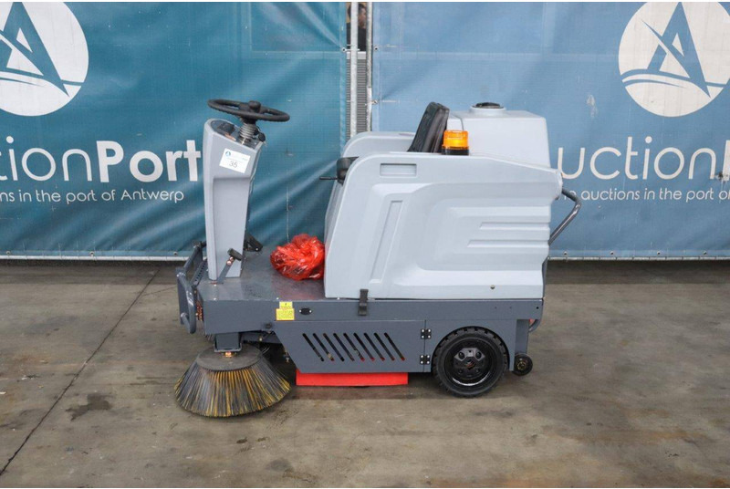 Westfield S1250 - Utcaseprő gép: 2 kép. Westfield S1250 - Utcaseprő gép: 2 kép.