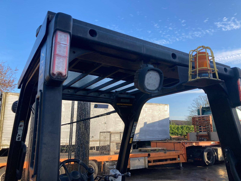 Yale GDP35VX - Dízel targonca: 5 kép. Yale GDP35VX - Dízel targonca: 5 kép.