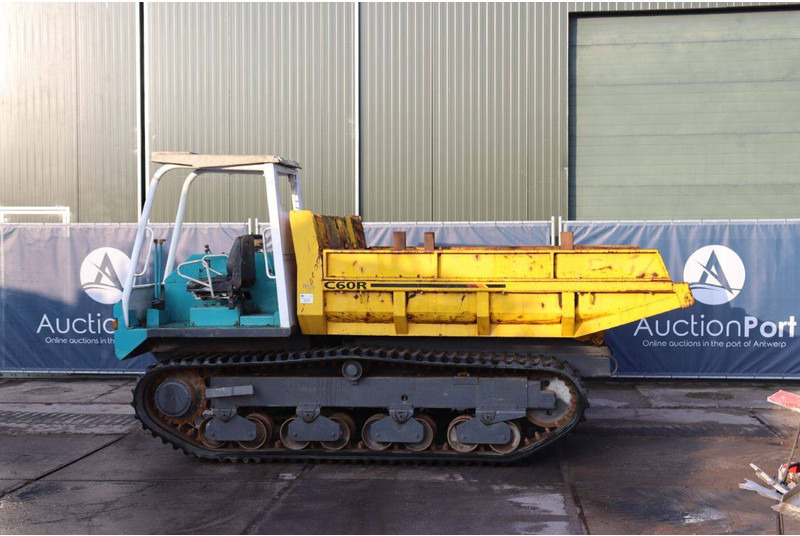Yanmar C60R - Dömper: 3 kép. Yanmar C60R - Dömper: 3 kép.