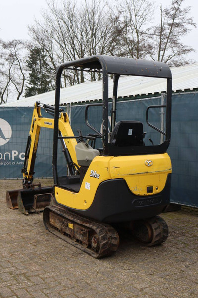 Yanmar SV16 - Minikotró: 4 kép. Yanmar SV16 - Minikotró: 4 kép.