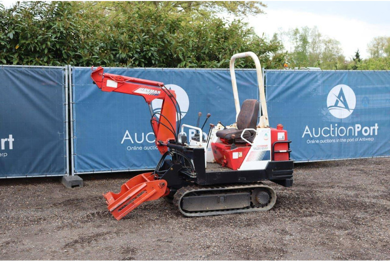 Yanmar YMD100 - Vízszivattyú: 1 kép. Yanmar YMD100 - Vízszivattyú: 1 kép.