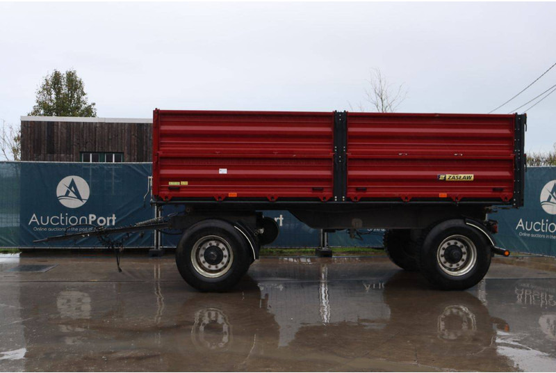 Zaslaw - Platós pótkocsi: 2 kép. Zaslaw - Platós pótkocsi: 2 kép.