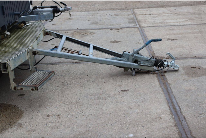 Kuiper ASS2 - Pótkocsi dobozos: 4 kép. Kuiper ASS2 - Pótkocsi dobozos: 4 kép.