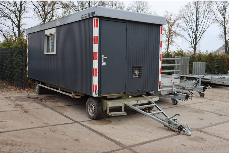 Kuiper ASS2 - Pótkocsi dobozos: 2 kép. Kuiper ASS2 - Pótkocsi dobozos: 2 kép.