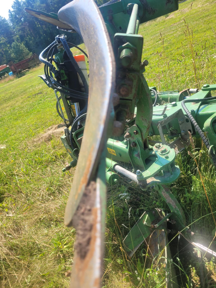 AMAZONE Cayros XS V - Eke: 5 kép. AMAZONE Cayros XS V - Eke: 5 kép.