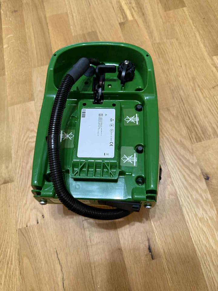 JOHN DEERE Starfire - Navigációs rendszer - Traktor: 3 kép. JOHN DEERE Starfire - Navigációs rendszer - Traktor: 3 kép.