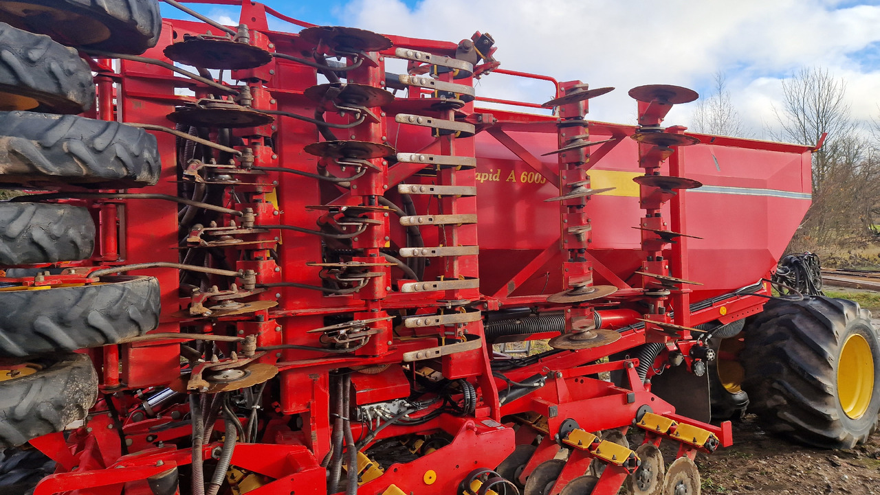 VÄDERSTAD Rapid A600J lízing VÄDERSTAD Rapid A600J: 11 kép. VÄDERSTAD Rapid A600J lízing VÄDERSTAD Rapid A600J: 11 kép.