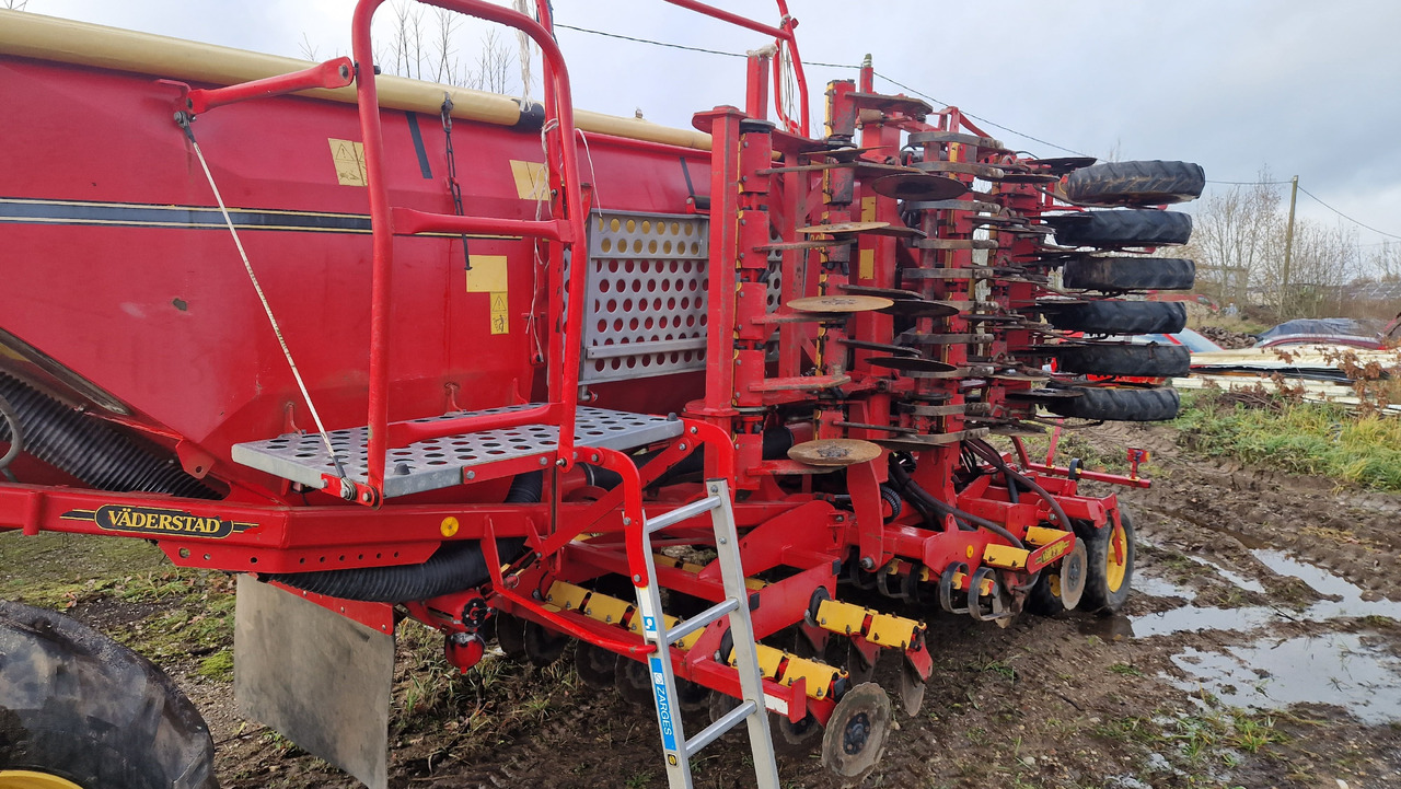 VÄDERSTAD Rapid A600J lízing VÄDERSTAD Rapid A600J: 15 kép. VÄDERSTAD Rapid A600J lízing VÄDERSTAD Rapid A600J: 15 kép.