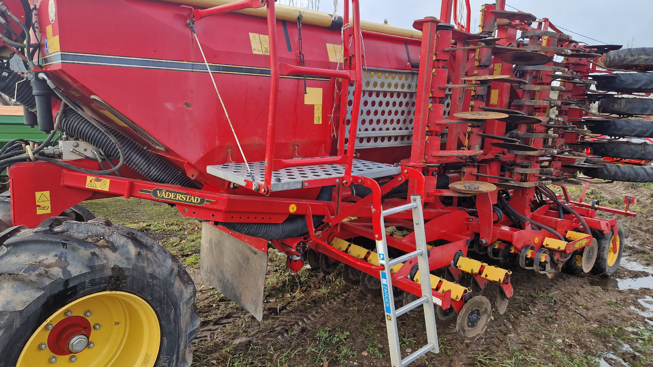 VÄDERSTAD Rapid A600J lízing VÄDERSTAD Rapid A600J: 16 kép. VÄDERSTAD Rapid A600J lízing VÄDERSTAD Rapid A600J: 16 kép.