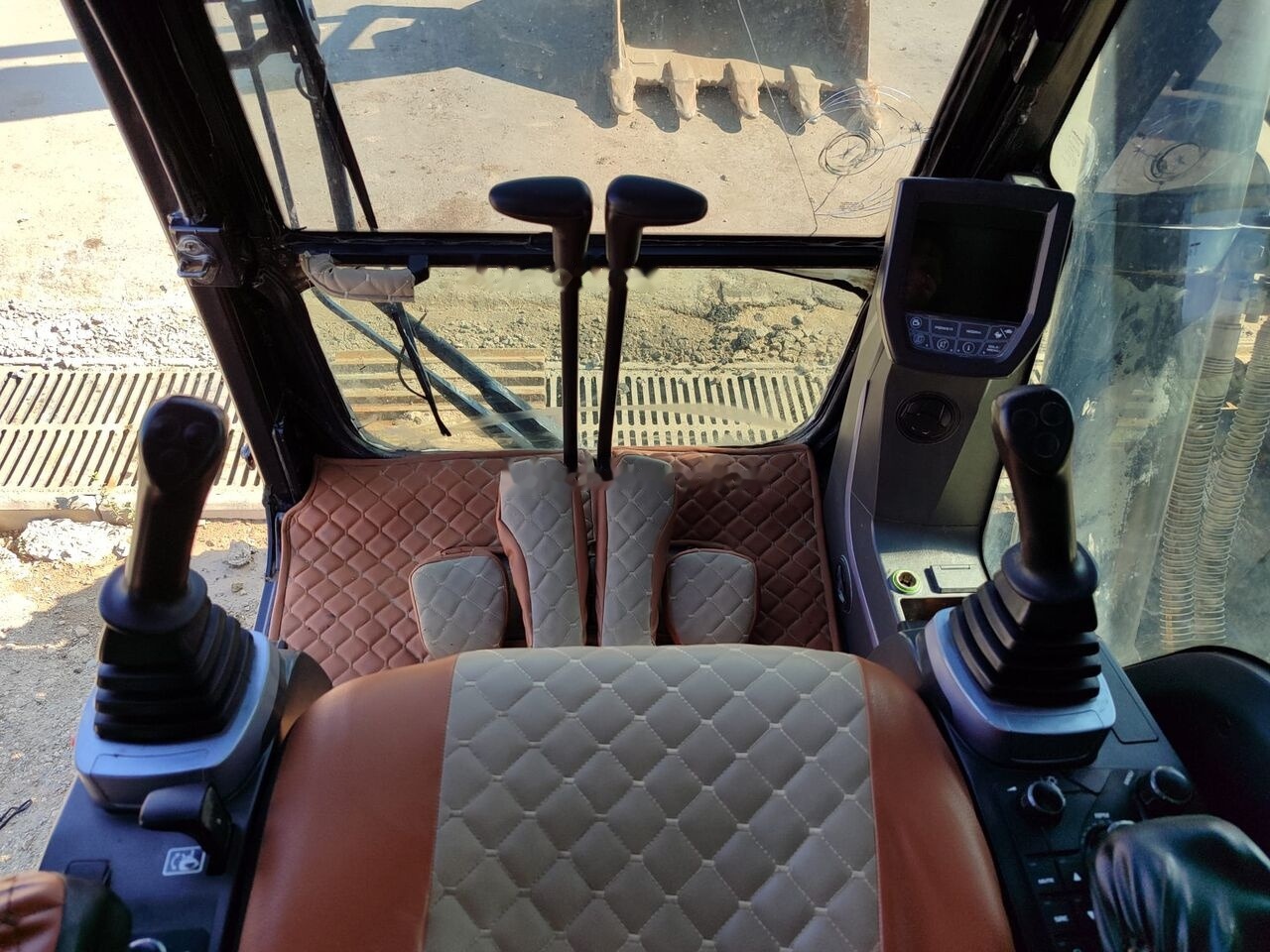Hidromek 2021 HIDROMEK HMK 370LC PALETTE EXCAVATOR lízing Hidromek 2021 HIDROMEK HMK 370LC PALETTE EXCAVATOR: 16 kép.