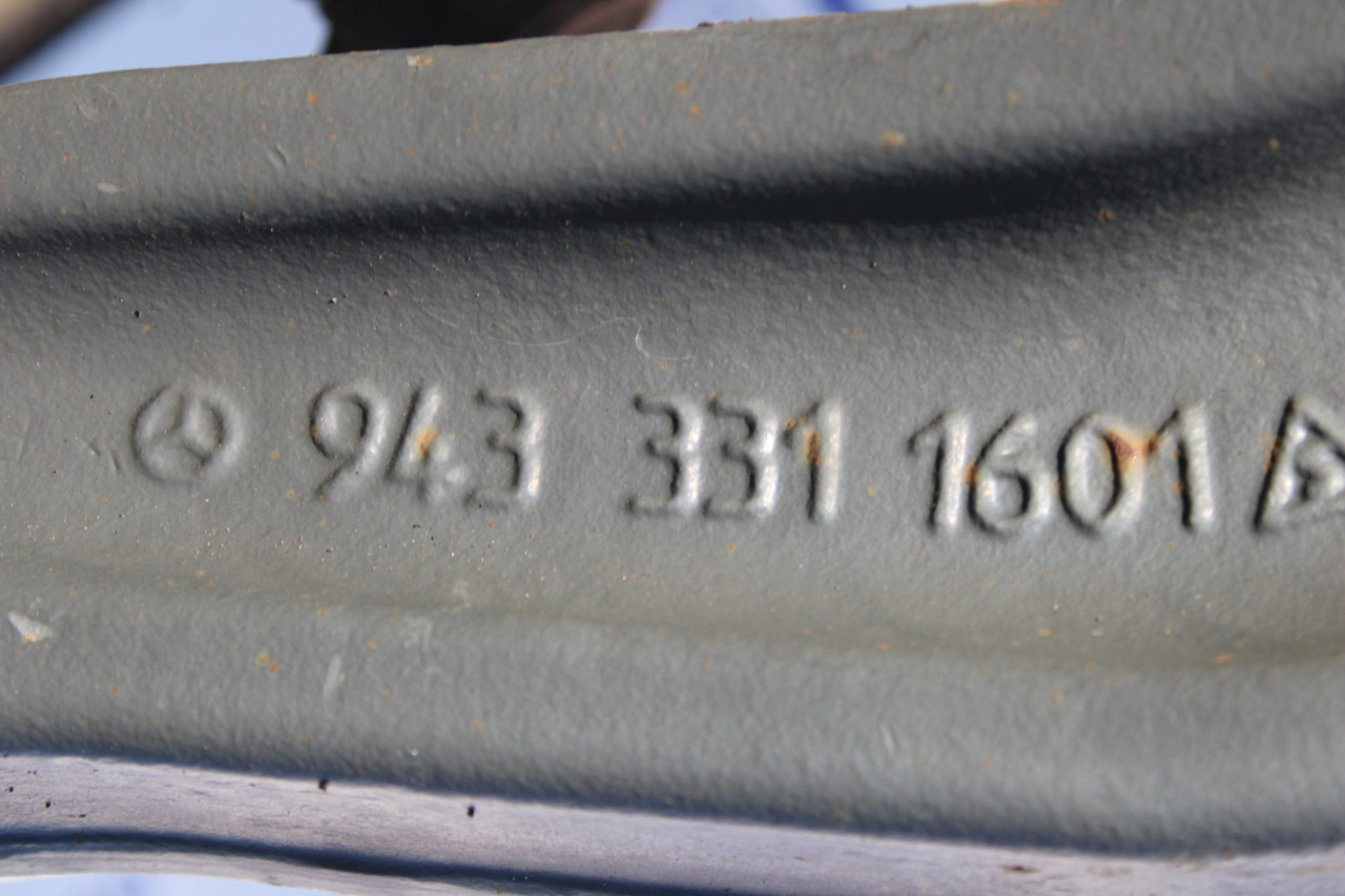 AXA FATA MERCEDES ACTROS MP2 MP3 VL4-520C-7,5 006518960 A9433311601 - Első tengely - Teherautó: 3 kép. AXA FATA MERCEDES ACTROS MP2 MP3 VL4-520C-7,5 006518960 A9433311601 - Első tengely - Teherautó: 3 kép.