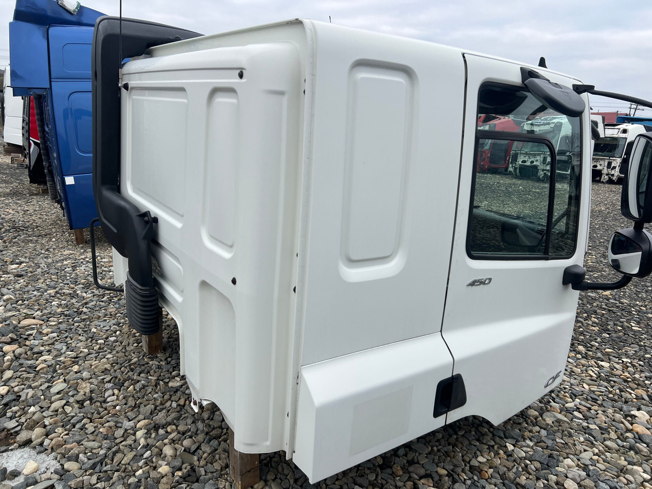 CABINA DAF CF SLEEPER L2H1 - Fülke - Teherautó: 5 kép. CABINA DAF CF SLEEPER L2H1 - Fülke - Teherautó: 5 kép.