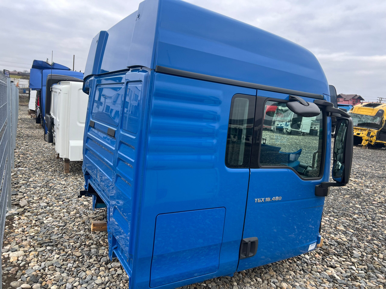 CABINA MAN TGX XLX - Fülke - Teherautó: 4 kép. CABINA MAN TGX XLX - Fülke - Teherautó: 4 kép.