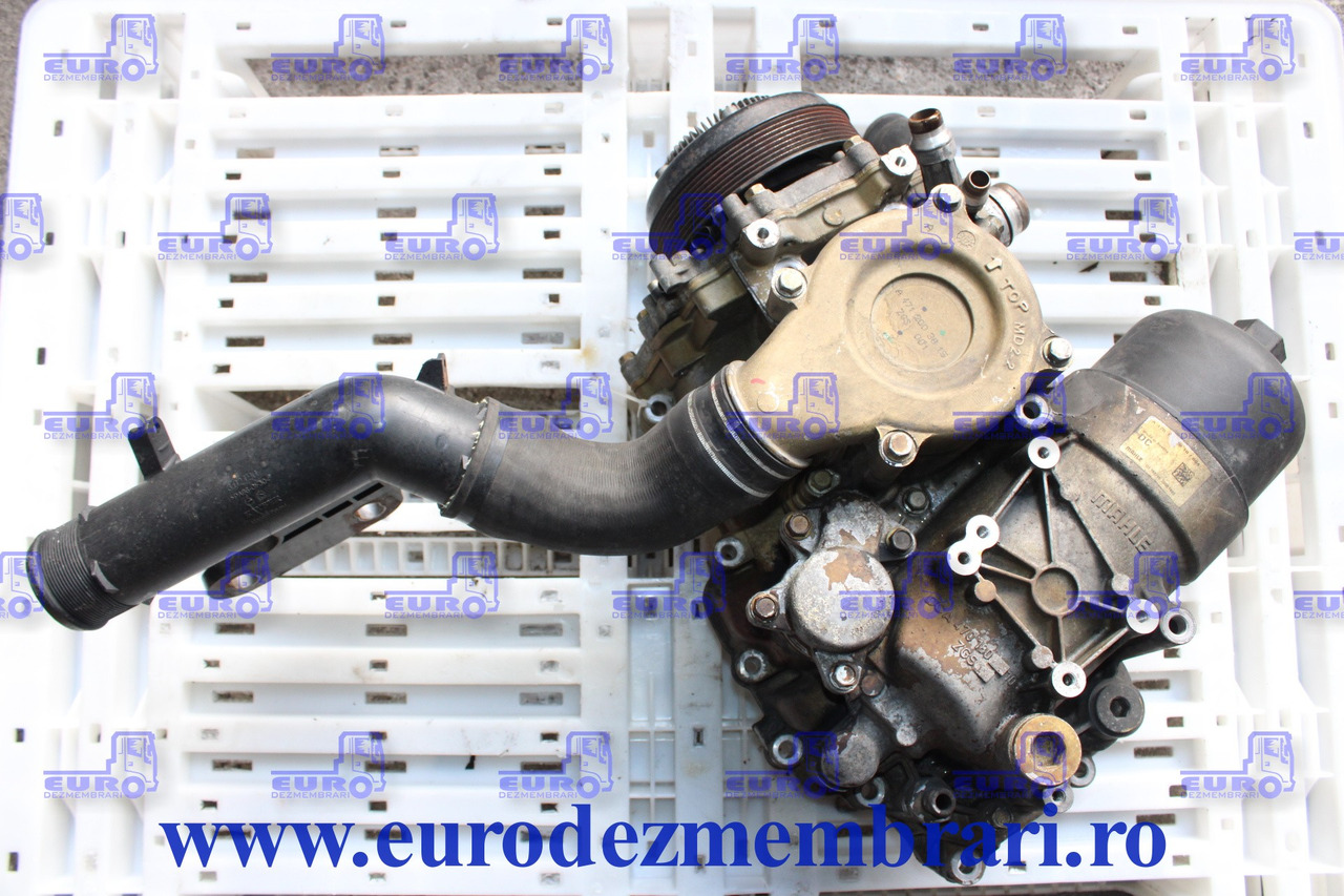 CARCASA FILTRU ULEI + POMPA APA MERCEDES ACTROS OM470LA A4701802910 - Olajszűrő - Teherautó: 1 kép. CARCASA FILTRU ULEI + POMPA APA MERCEDES ACTROS OM470LA A4701802910 - Olajszűrő - Teherautó: 1 kép.