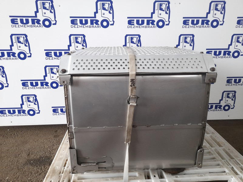 CATALIZATOR MERCEDES ACTROS MP2 E5 A0014900514, A0044900514, A0024900514, A0044908114, A0054906314 - Katalizátor - Teherautó: 1 kép. CATALIZATOR MERCEDES ACTROS MP2 E5 A0014900514, A0044900514, A0024900514, A0044908114, A0054906314 - Katalizátor - Teherautó: 1 kép.