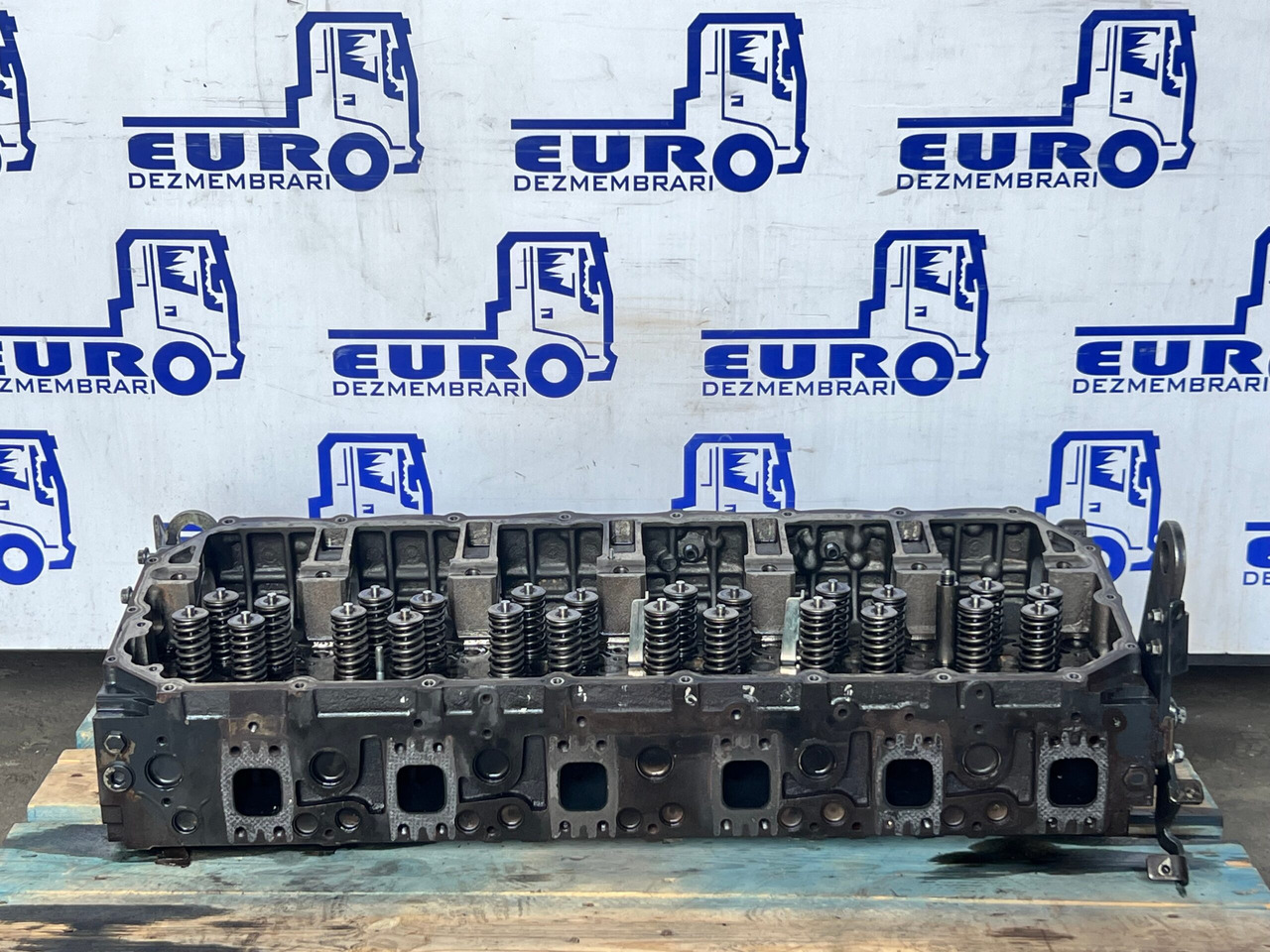 CHIULASA CURSOR 11 IVECO 5801765398 5801941723 5801960573 - Motor fej - Teherautó: 1 kép. CHIULASA CURSOR 11 IVECO 5801765398 5801941723 5801960573 - Motor fej - Teherautó: 1 kép.