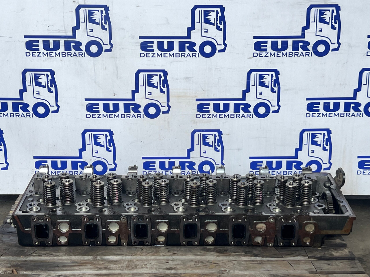 CHIULASA FHR6 FORD CARGO F-MAX GC466090AE, RFGC466090AE - Motor fej - Teherautó: 1 kép. CHIULASA FHR6 FORD CARGO F-MAX GC466090AE, RFGC466090AE - Motor fej - Teherautó: 1 kép.