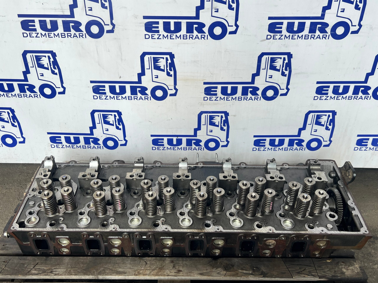 CHIULASA FHR6 FORD CARGO F-MAX GC466090AE, RFGC466090AE - Motor fej - Teherautó: 2 kép. CHIULASA FHR6 FORD CARGO F-MAX GC466090AE, RFGC466090AE - Motor fej - Teherautó: 2 kép.