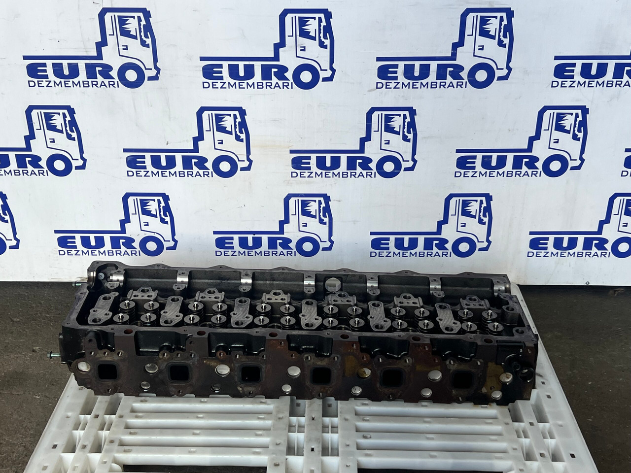 CHIULASA MAN TGX D2676 LF52 51.03100.6752 - Motor fej - Teherautó: 1 kép. CHIULASA MAN TGX D2676 LF52 51.03100.6752 - Motor fej - Teherautó: 1 kép.