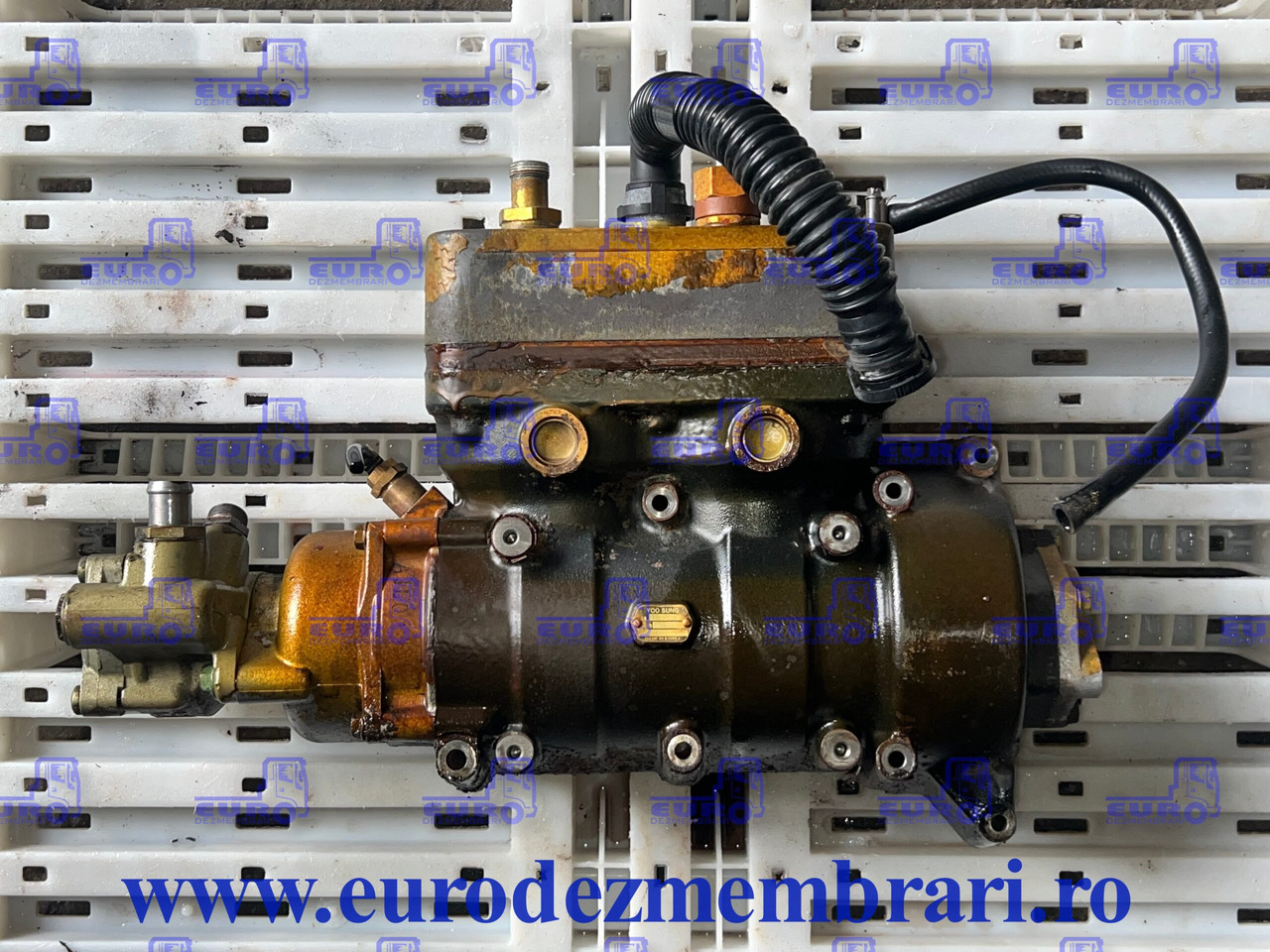 COMPRESOR AER + POMPA SERVODIRECTIE MAN TGX D3876 51.54100.7240, 81.47101.6137 - Kompresszor, sűrített levegő rendszer - Teherautó: 1 kép. COMPRESOR AER + POMPA SERVODIRECTIE MAN TGX D3876 51.54100.7240, 81.47101.6137 - Kompresszor, sűrített levegő rendszer - Teherautó: 1 kép.