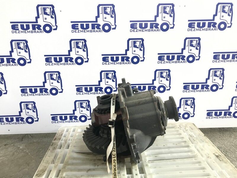 DIFERENTIAL RENAULT MIDLUM R=36:8 R=4,50 - Differenciálmű - Teherautó: 2 kép. DIFERENTIAL RENAULT MIDLUM R=36:8 R=4,50 - Differenciálmű - Teherautó: 2 kép.