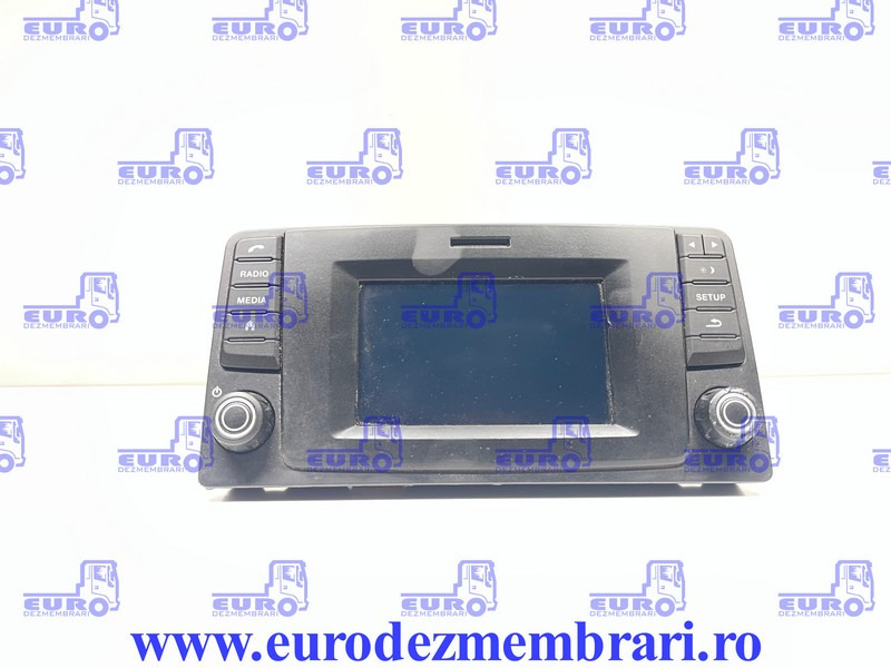 ELEMENT BORD UNITATE MULTIMEDIA MAN TGX 81.28100.6035, 81.28100.6029, 81.28100.6041 - Fülke és belső tér - Teherautó: 1 kép. ELEMENT BORD UNITATE MULTIMEDIA MAN TGX 81.28100.6035, 81.28100.6029, 81.28100.6041 - Fülke és belső tér - Teherautó: 1 kép.