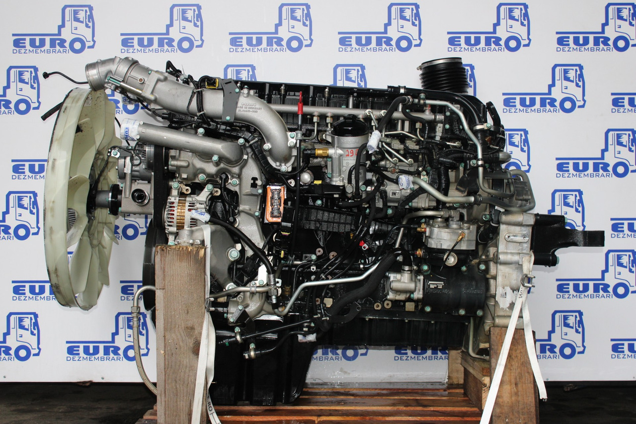 MOTOR MAN D1556 LF17 400CP EURO 6 - Motor - Teherautó: 1 kép. MOTOR MAN D1556 LF17 400CP EURO 6 - Motor - Teherautó: 1 kép.