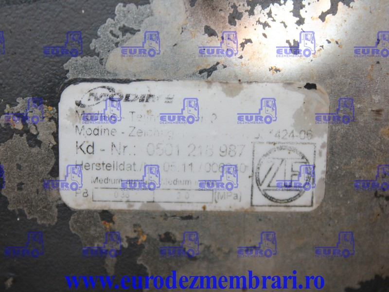 RADIATOR ULEI INTARDER IVECO 42575371, 0501216987 - Olajhűtő - Teherautó: 2 kép. RADIATOR ULEI INTARDER IVECO 42575371, 0501216987 - Olajhűtő - Teherautó: 2 kép.