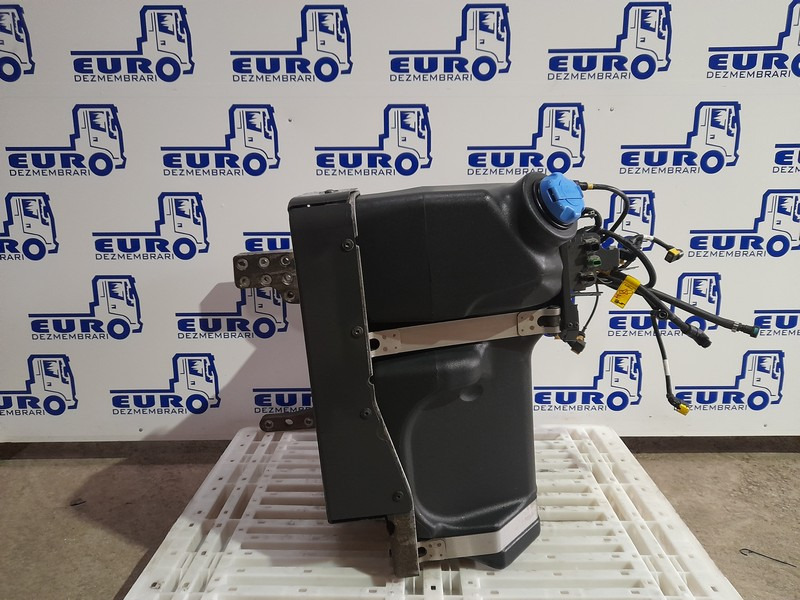 REZERVOR ADBLUE VOLVO FH4 22116321 - AdBlue tartály - Teherautó: 1 kép. REZERVOR ADBLUE VOLVO FH4 22116321 - AdBlue tartály - Teherautó: 1 kép.