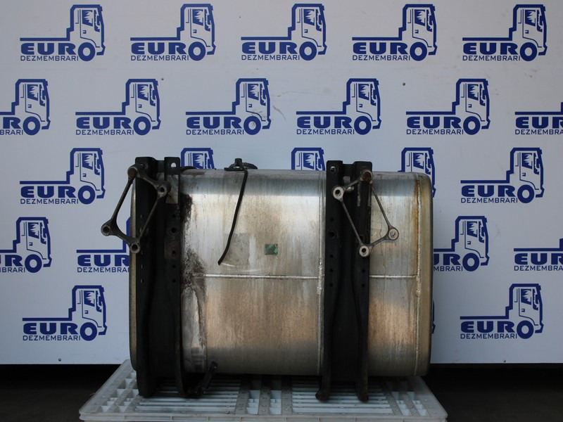 REZERVOR COMBUSTIBIL MAN 375L L=100 l=70 H=70 81.12201.5868, 81.12201.5919 - Üzemanyag tartály - Teherautó: 2 kép. REZERVOR COMBUSTIBIL MAN 375L L=100 l=70 H=70 81.12201.5868, 81.12201.5919 - Üzemanyag tartály - Teherautó: 2 kép.