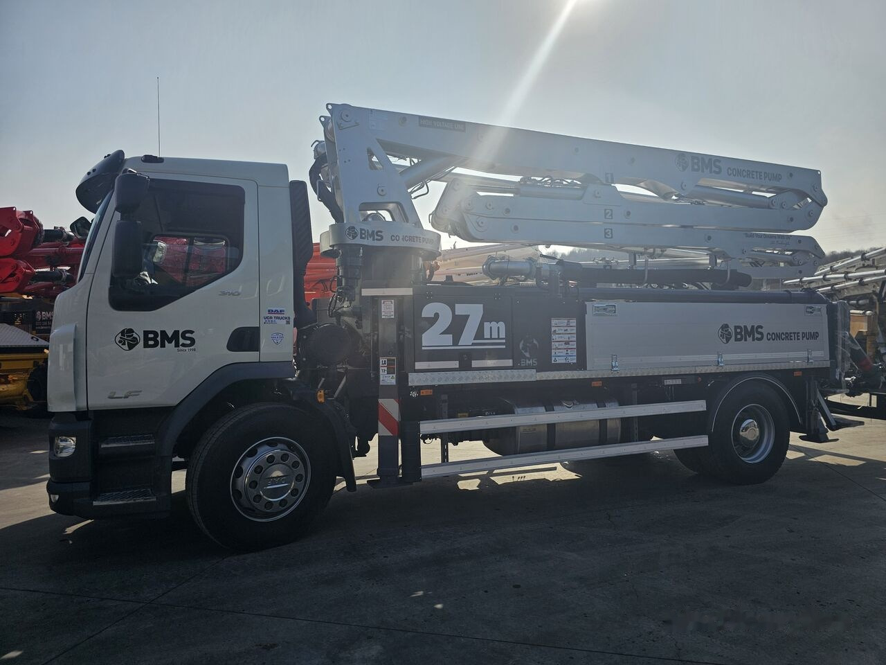 DAF LF 310 - Betonpumpa: 4 kép. DAF LF 310 - Betonpumpa: 4 kép.